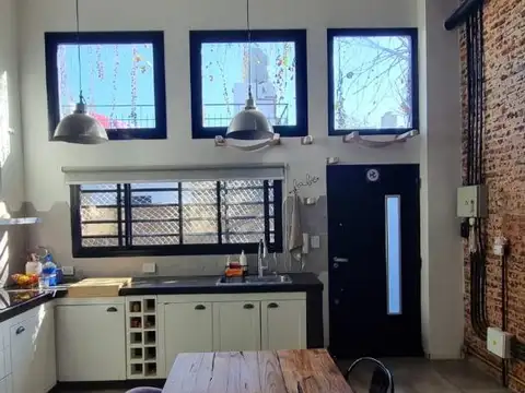 Depto Tipo Casa en Venta 5 años