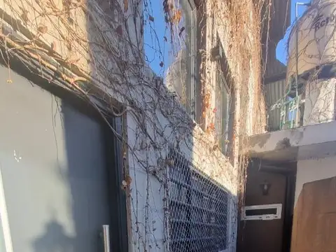 Alegria 300, Piso PB