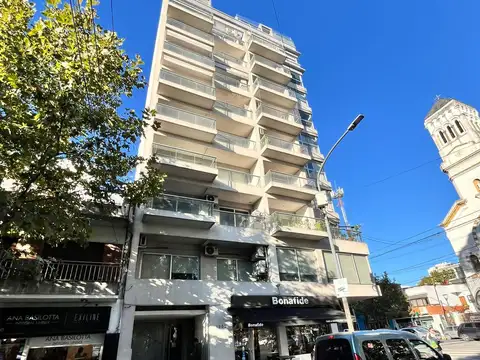 Gavilan 1200, Piso 4