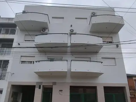 Departamento en Esc.-Centro