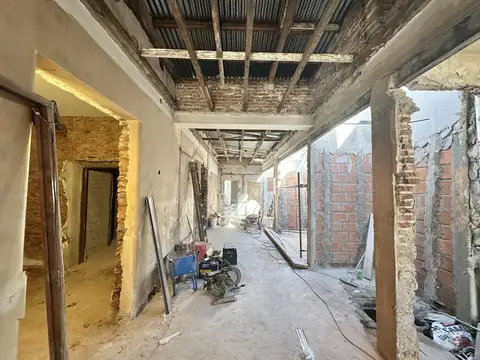 Casa 3 ambientes con 2 baños