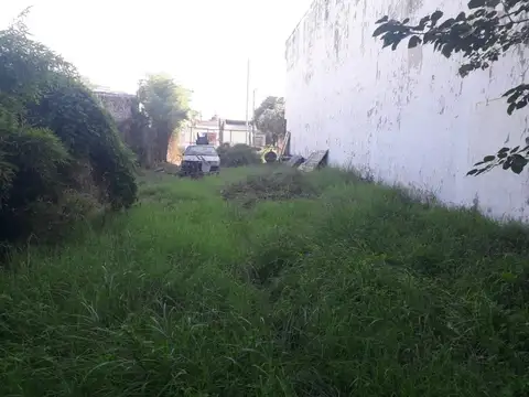 ITUZAINGO-LOTE- A  METROS DE AV. RIVADAVIA  AL 22900 - 8,66 x 50 METROS
