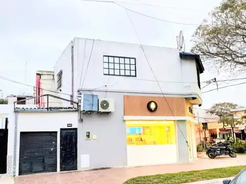 Las Piedras 2000 , Piso 1