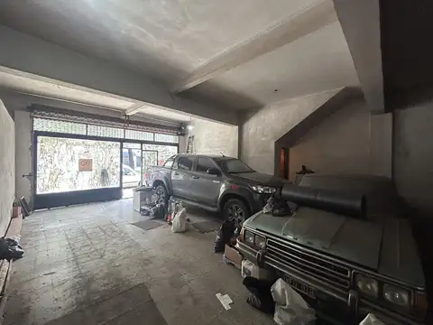 Venta de Local Comercial en Flores