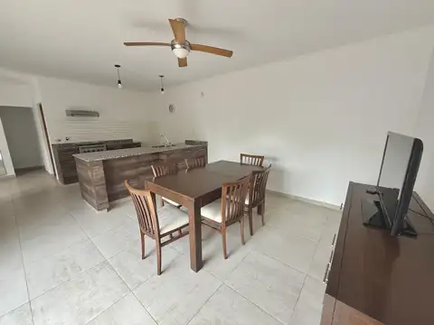 Casa en Funes