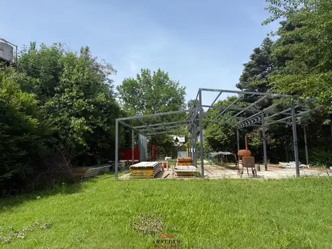Venta · Lote con mejoras · Casa a terminar · Parque Sakura
