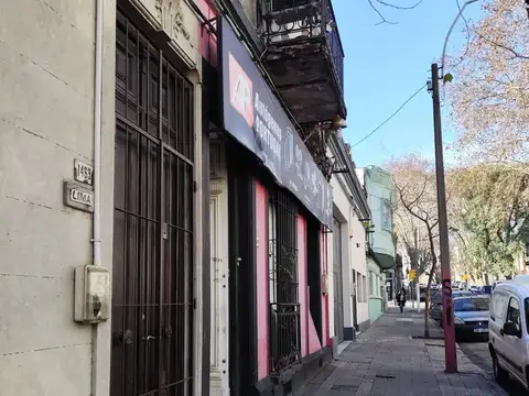 VENTA CASA 2 DORMITORIOS EN AGUADA A REFACCIONAR