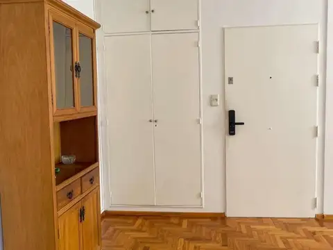 Coronel Ramón Lorenzo Falcón 1500, Piso 3°