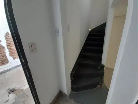 DEPARTAMENTO PH VENTA LA PLATA 1 DORMITORIO PATIO