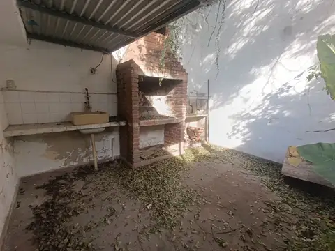 Local en Venta 57 años