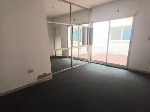 Venta Local Comercial y Oficinas Alberdi Córdoba