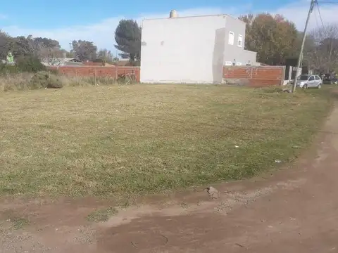 Terreno en Venta 30  mts Fondo