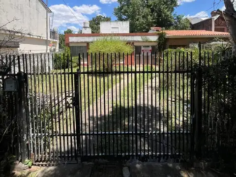 CASA DE DOS DORMITORIOS EN FISHERTON R