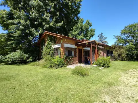 AUR. Venta. Casa 4 Ambientes. Lote De 3.900 m2. Barrio Parque La Verdad, Exaltacion de la Cruz