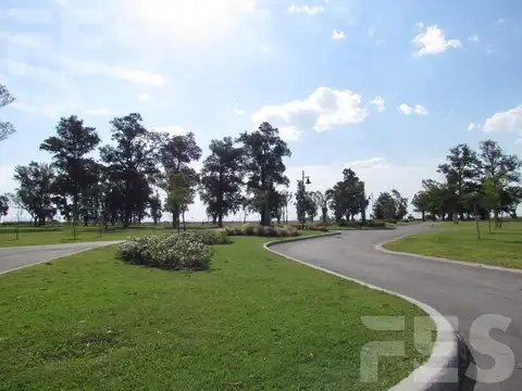 Venta Lote a la Laguna Club de Campo San Lucas