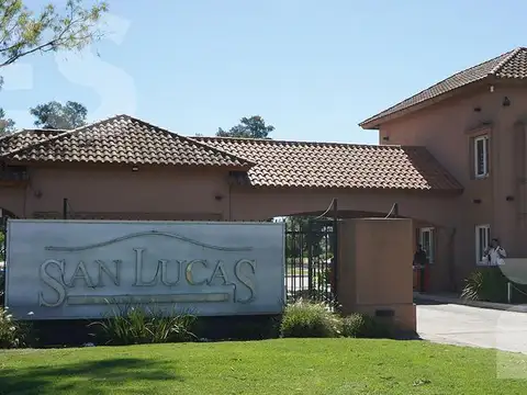 Lote a la Laguna Club de Campo San Lucas