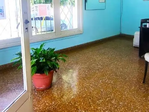 Local en Alquiler en Paso Del Rey, $ 360.000