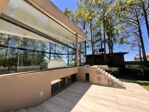 Puerto Paraíso - General Lagos