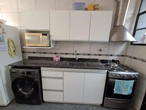Casa 4 ambientes con 1 baño