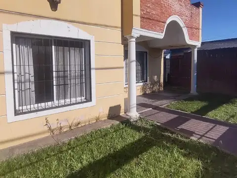 Quinta en Venta con 1 cochera