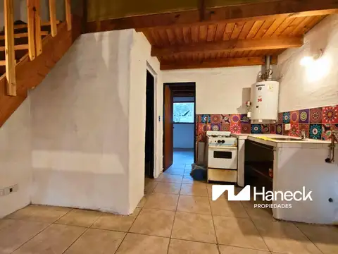 Depto Tipo Casa 2 ambientes con 1 baño