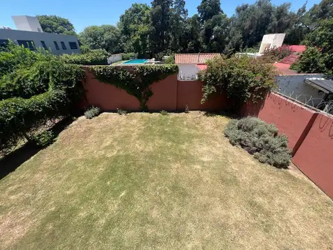 ¡Alquiler! Casa en Housing en el Corazón de Villa Belgrano - 3 dormitorios
