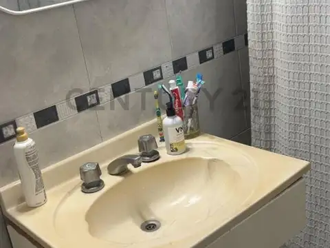 CASA EN VENTA 3 AMBIENTES EN JOSÉ MÁRMOL