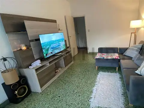 Amenedo 2300, Piso 0
