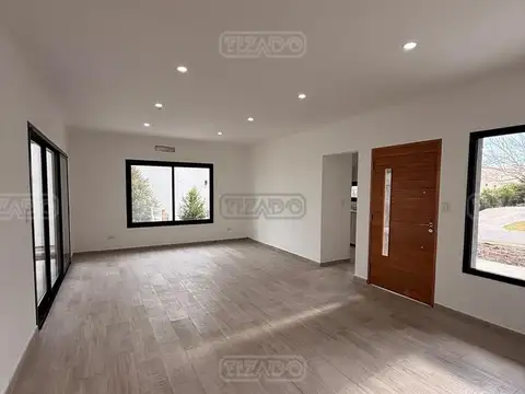 Casa en Venta en Pilar del Este - San Ramón, USD 160.000