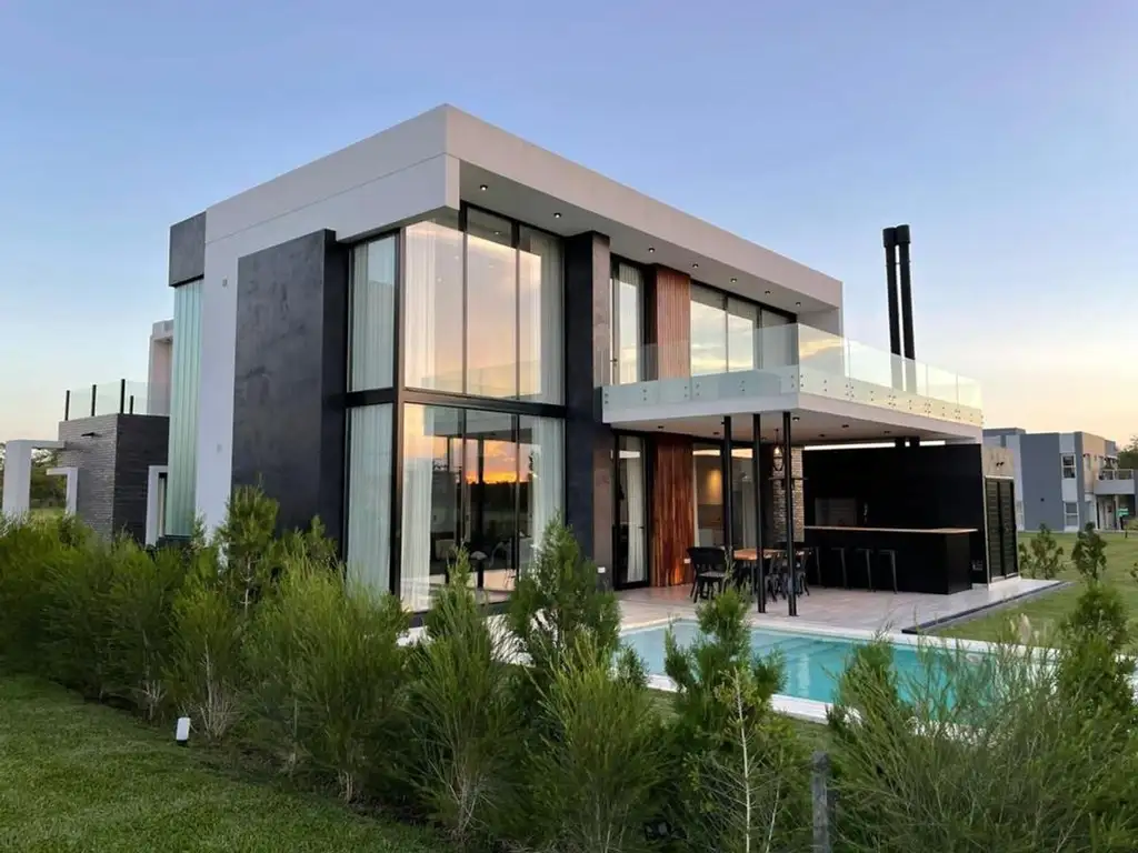 Casa en Venta - 3 dormitorios -