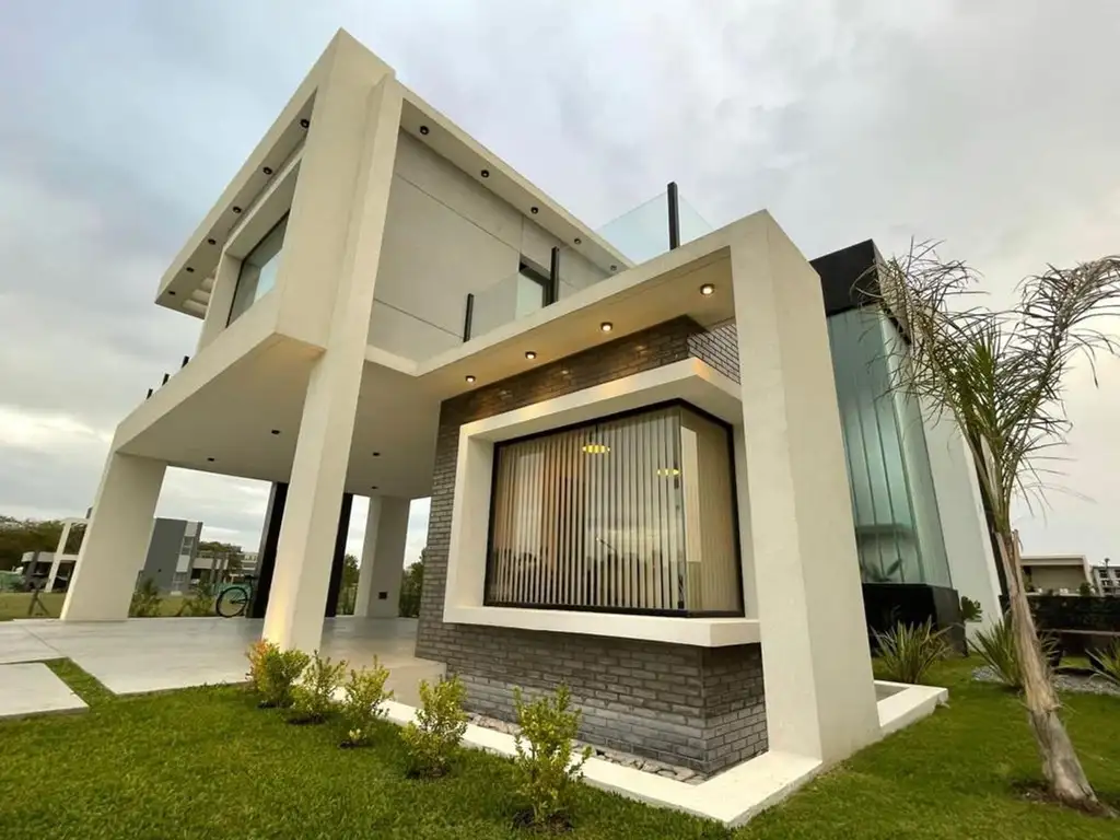 Casa en Venta con cochera