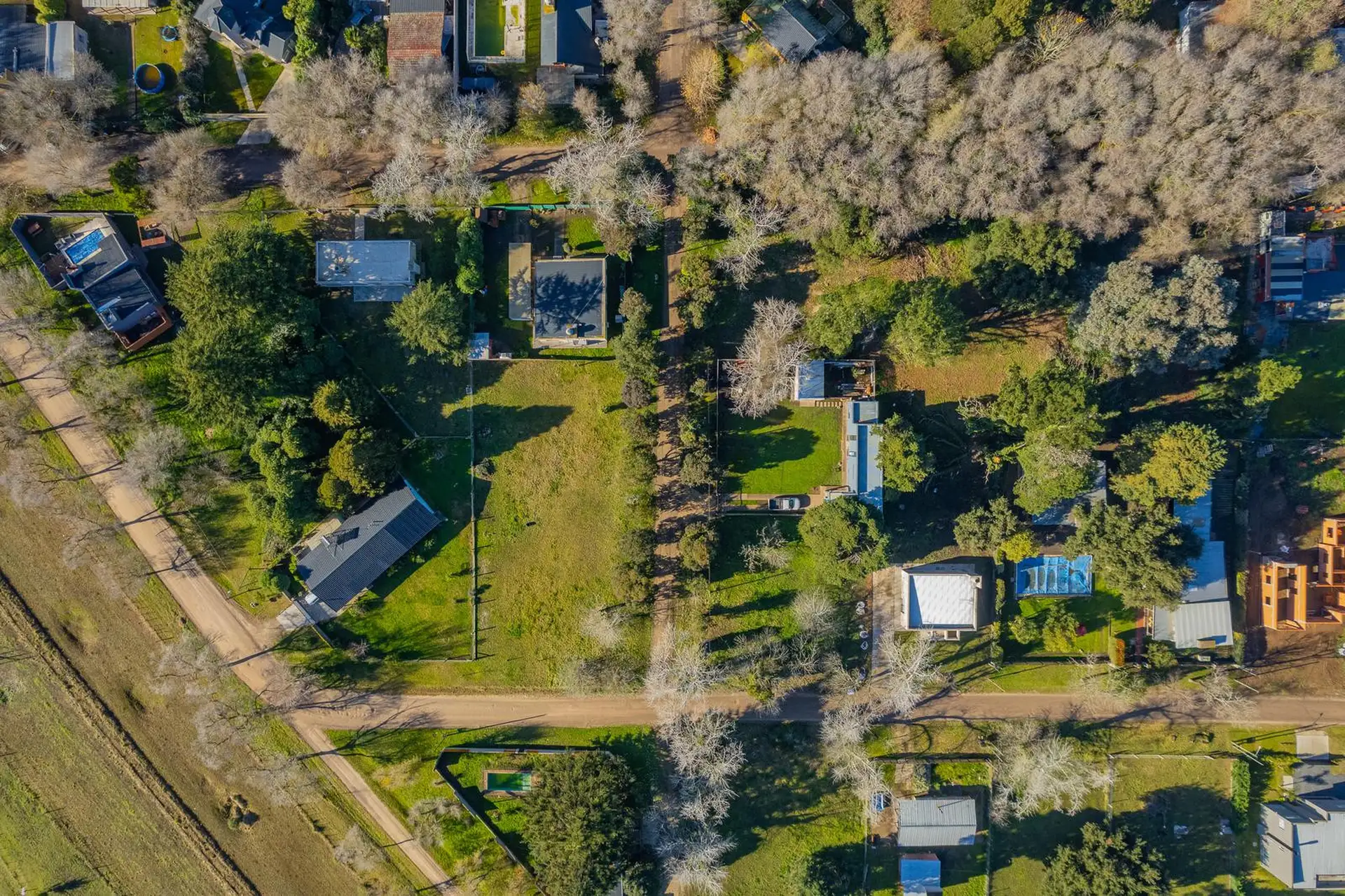Lote en esquina del barrio Colina Alegre