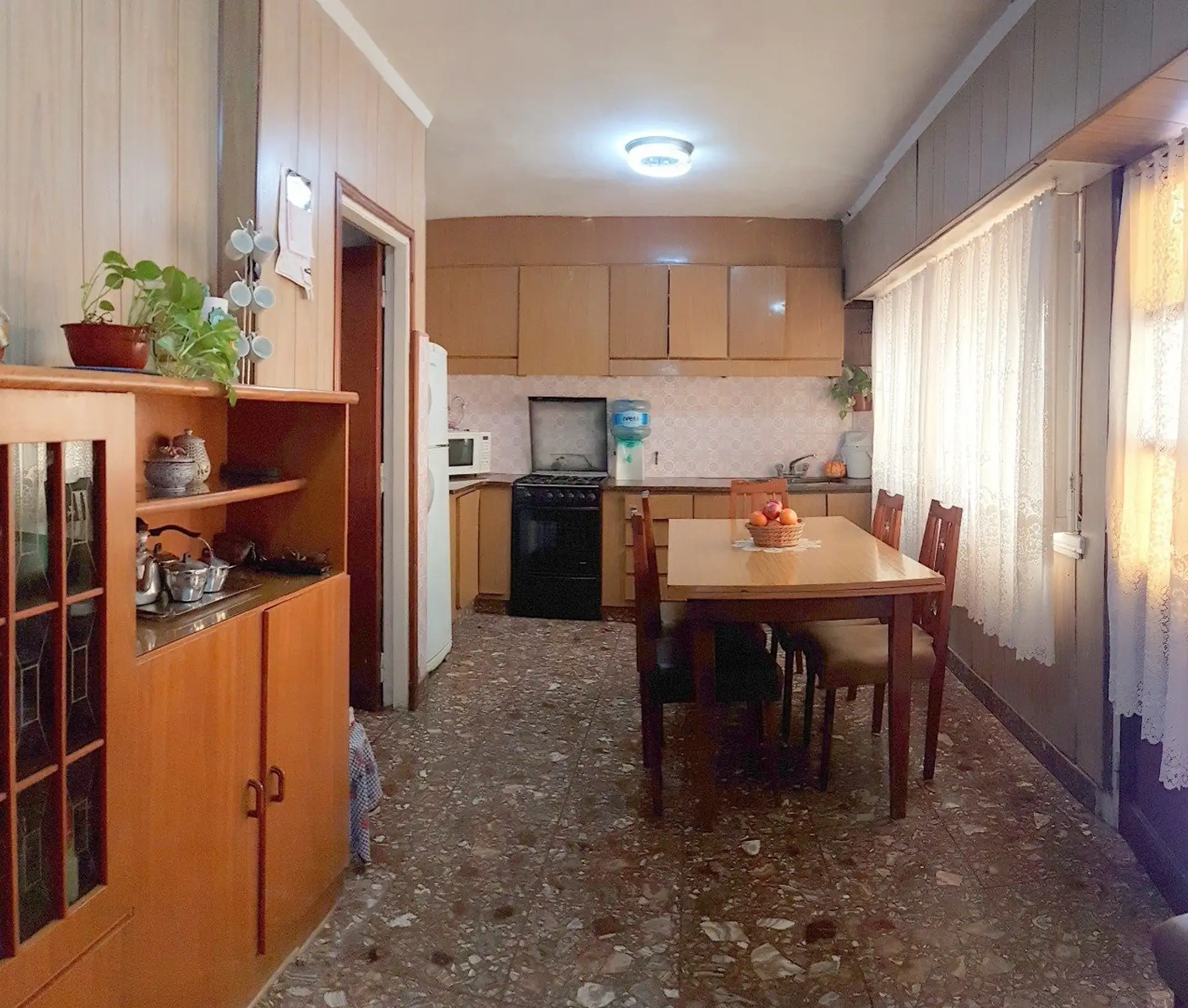 Chalet 4 amb. Planta Alta + 3 locales - José Hernández y Gaboto