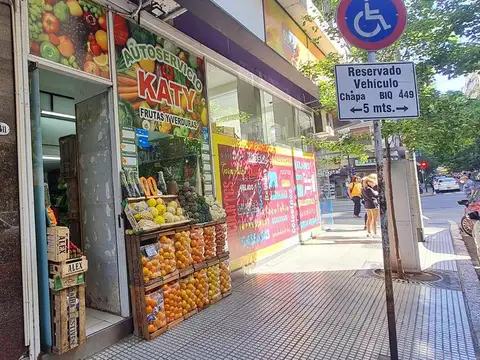 Local en Venta en Recoleta, USD 170.000