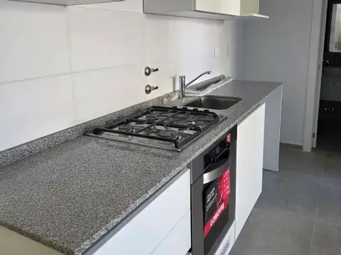 27 De Febrero 706 , Piso 1