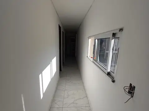 Casa 5 ambientes con 1 baño