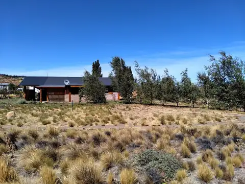 Casa 2 ambientes con 1 baño