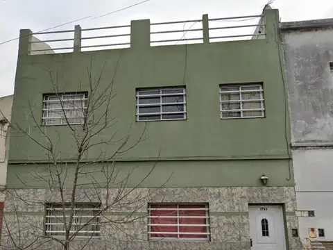 Dr. Luis Belaustegui  al 3700