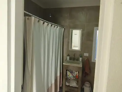 Casa en venta - 3 Dormitorios 1 Baño - Ezeiza