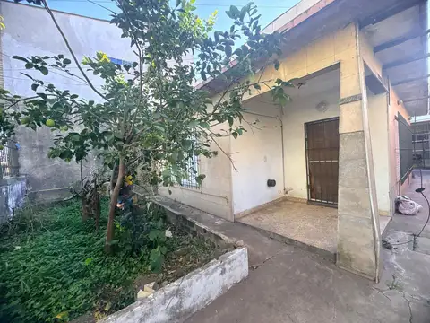 Casa en Venta en Isidro Casanova, Partido de La Matanza
