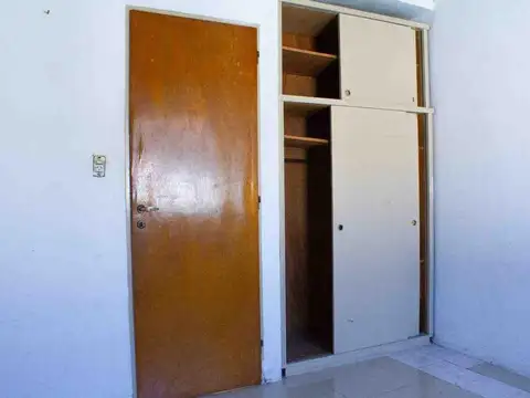 Depto Tipo Casa en Venta en Ramos Mejia, USD 34.500