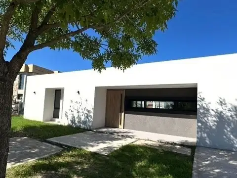 Casa en Venta en San Sebastian, Escobar, G.B.A. Zona Norte