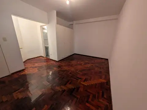 Alquiler monoambiente  en planta baja Larralde al 2600 EXPENSAS INCLUÍDAS