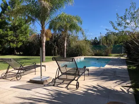 Casa 4 ambientes con 3 baños