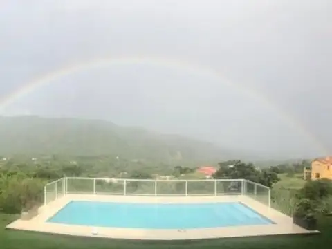 La Hoyada, Castellanos