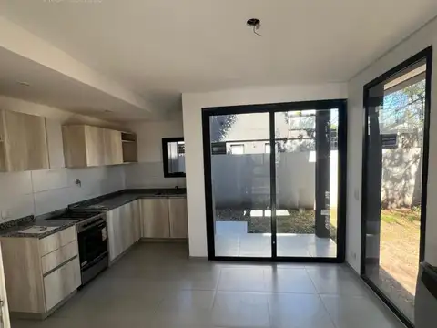 Depto Tipo Casa 3 ambientes con 1 baño