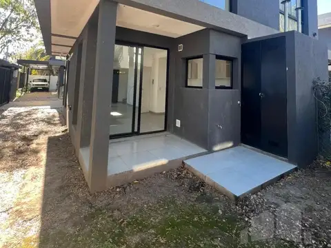 VENTA ALQUILER DUPLEX 3 AMBIENTES COMPLEJO CERRADO ITUZAINGO APTO CREDITO