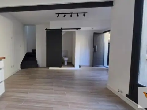 Depto Tipo Casa en Venta de 3 ambientes