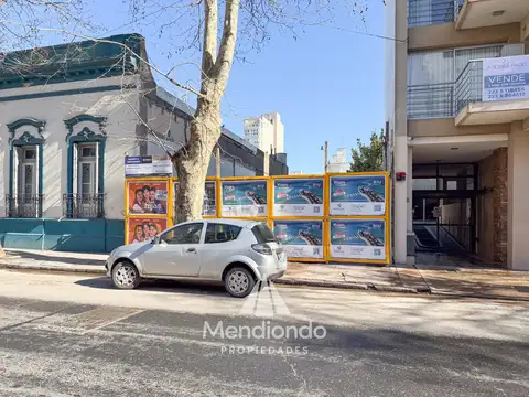 Terreno en Salta al 1900 (entre Belgrano y Moreno) Zona Centro.
