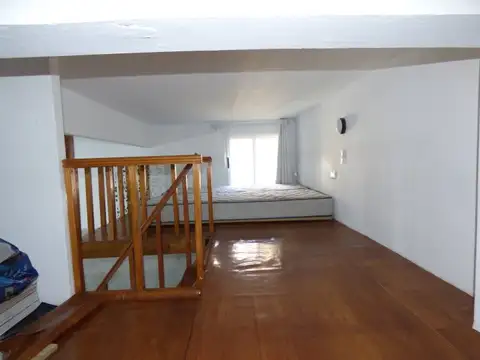 Loft tipo casa - 30m²   Shopping Aldrey. Totalmente reciclado 2024. Sin expensas.